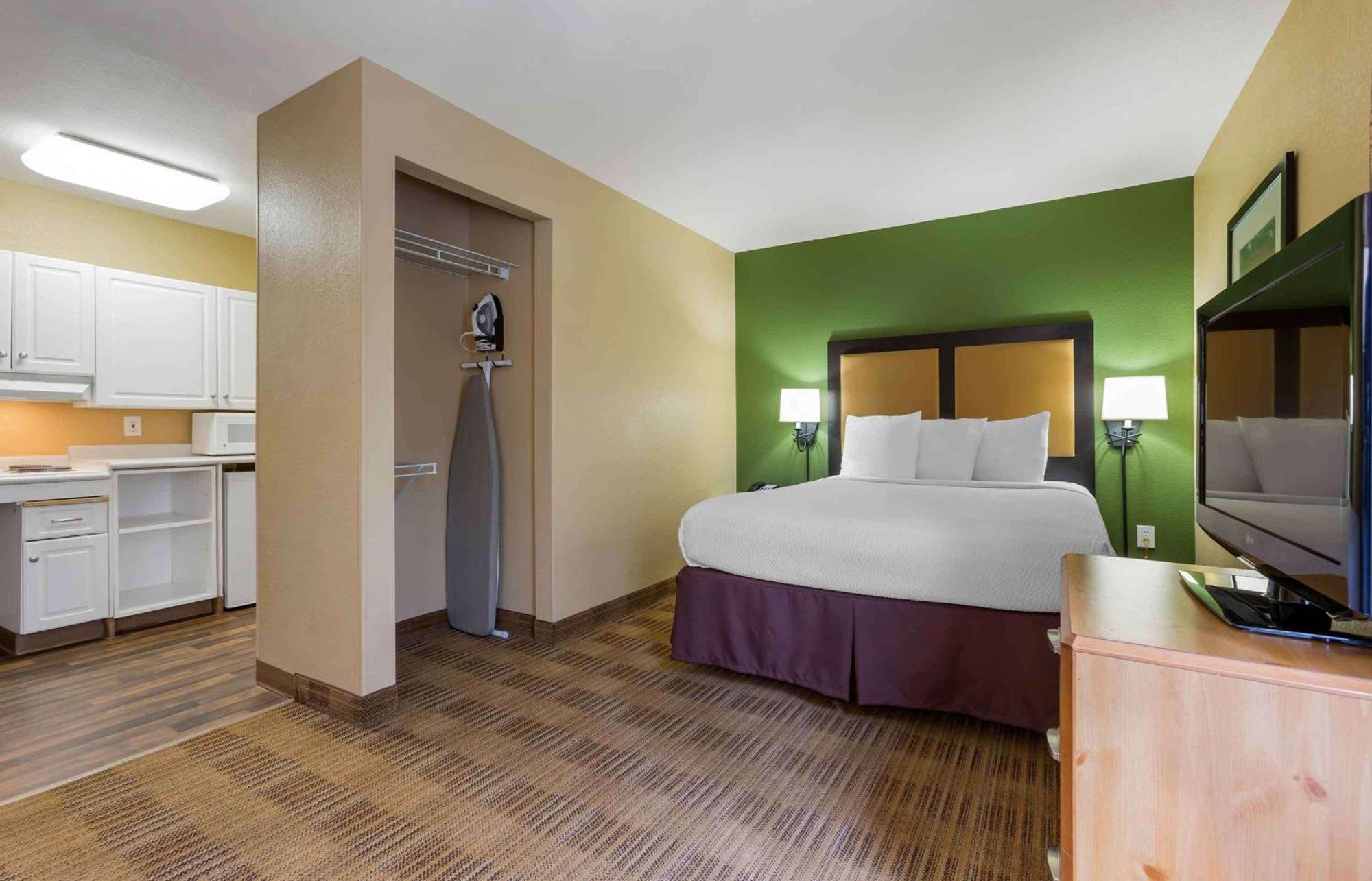 Extended Stay America Suites - Phoenix - Скоттсдейл Экстерьер фото